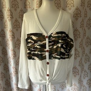 Waffle texture camouflage comfy top L